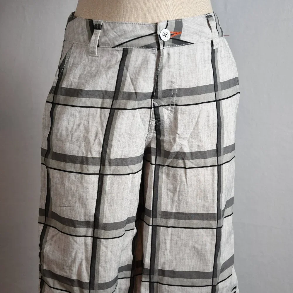 Tony Hawk Hybrid Shorts, Size 30 (Small)